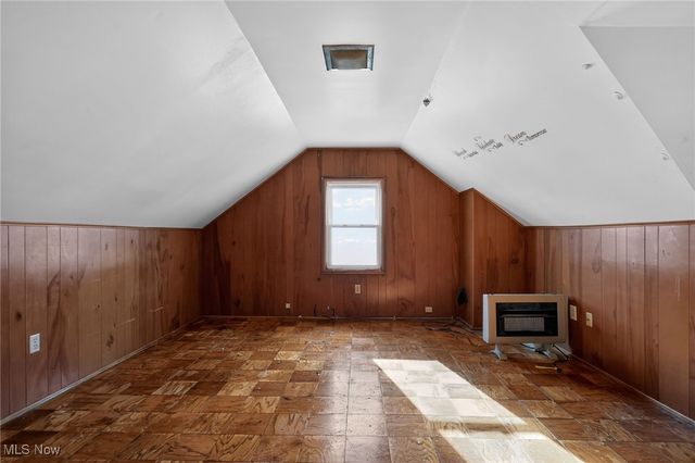 3559 Lloyd Road, Cleveland, OH 44111