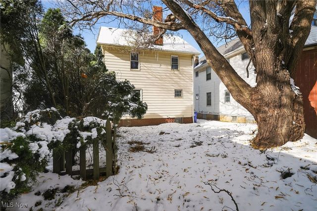 3559 Lloyd Road, Cleveland, OH 44111