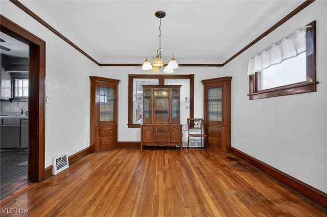 3559 Lloyd Road, Cleveland, OH 44111