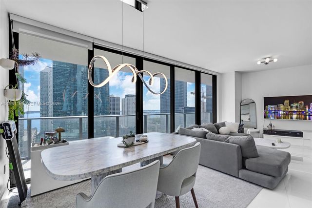 1300 S Miami Ave 1601, Miami, FL 33130