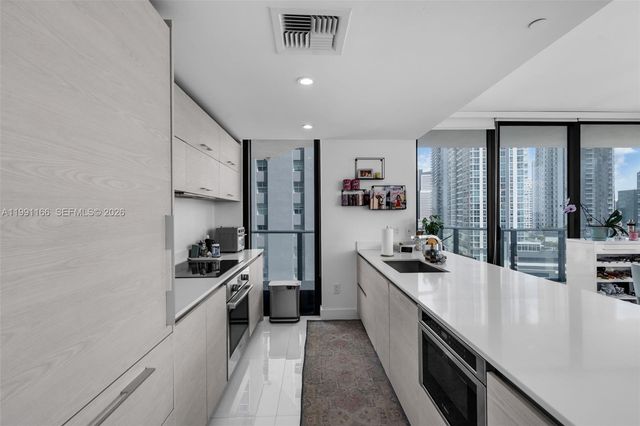 1300 S Miami Ave 1601, Miami, FL 33130