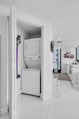 1300 S Miami Ave 1601, Miami, FL 33130