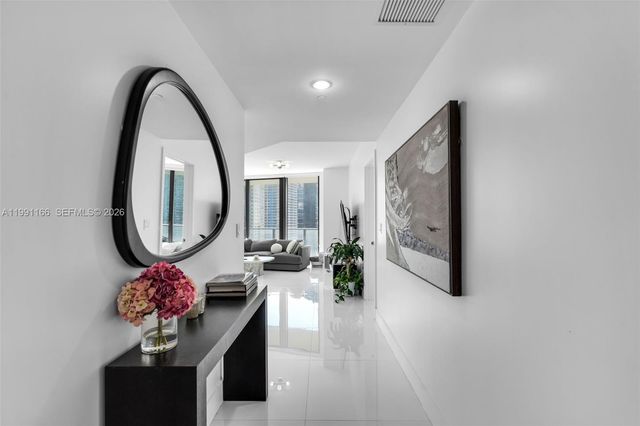 1300 S Miami Ave 1601, Miami, FL 33130