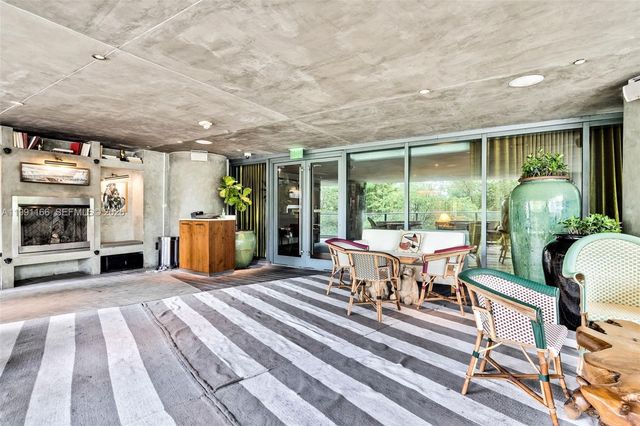 1300 S Miami Ave 1601, Miami, FL 33130