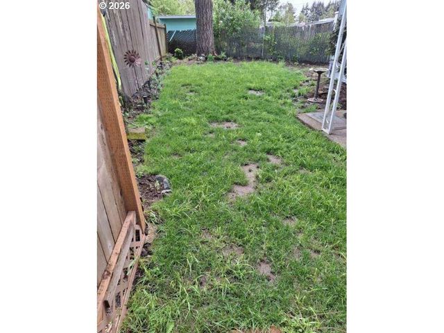 3950 COBURG Rd 3, Eugene, OR 97408