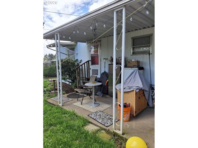 3950 COBURG Rd 3, Eugene, OR 97408