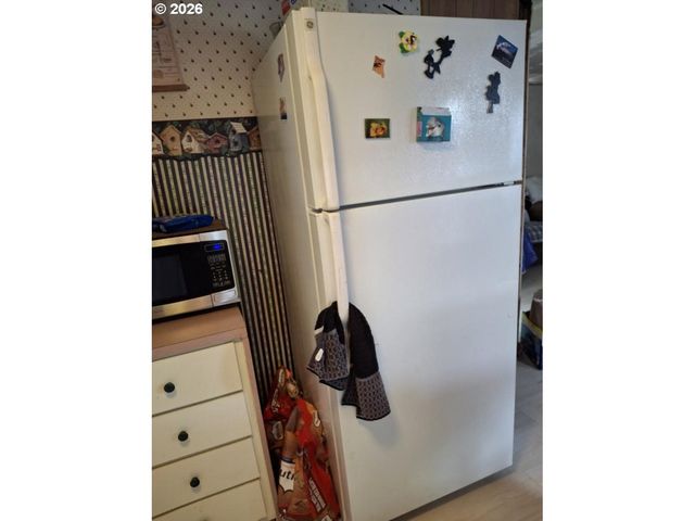 3950 COBURG Rd 3, Eugene, OR 97408
