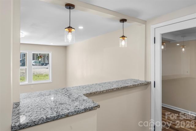 529 NW stage Street, Lenoir, NC 28645
