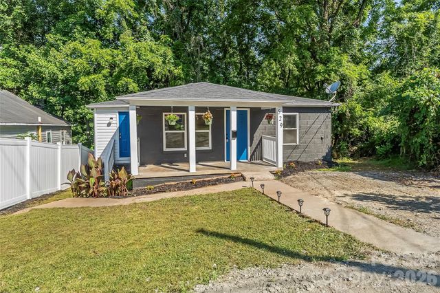 529 NW stage Street, Lenoir, NC 28645