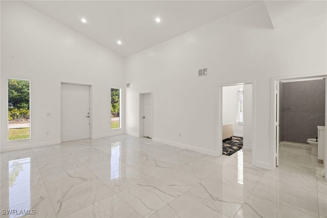 840 Carpenter ST E, Lehigh Acres, FL 33974