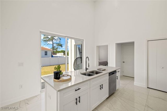 840 Carpenter ST E, Lehigh Acres, FL 33974