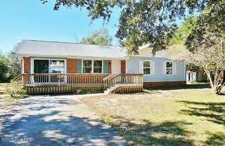 396 Hickory Point Road, Hampstead, NC 28443