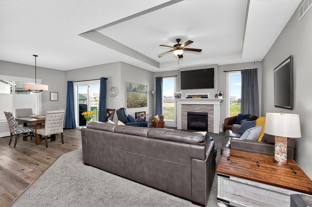 2512 NW 40th Street, Ankeny, IA 50023