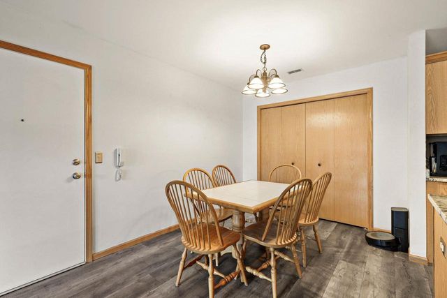 214 Douglas Drive, Brooklyn, WI 53521