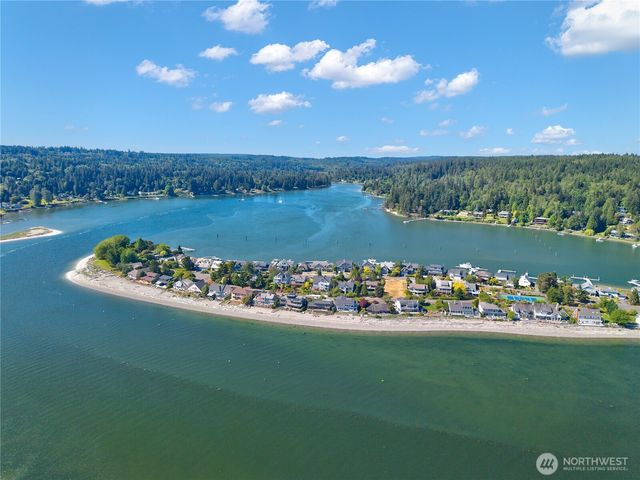 7178 NE William Rogers Road, Indianola, WA 98342