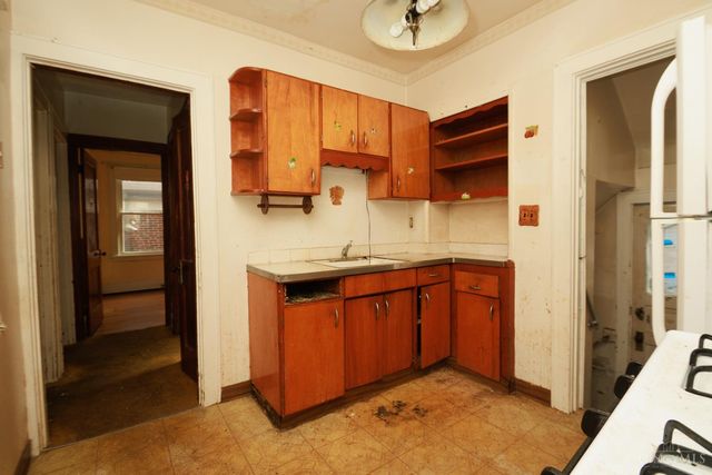 743 Clanora Drive, Cincinnati, OH 45205