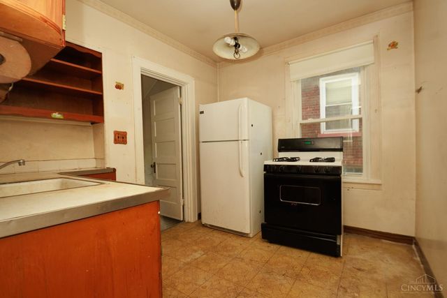 743 Clanora Drive, Cincinnati, OH 45205