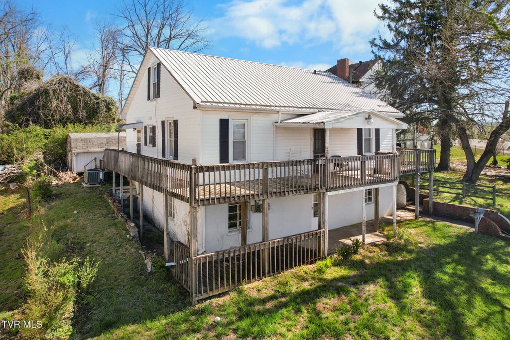 615 Buckner Street, Bristol, VA 24201