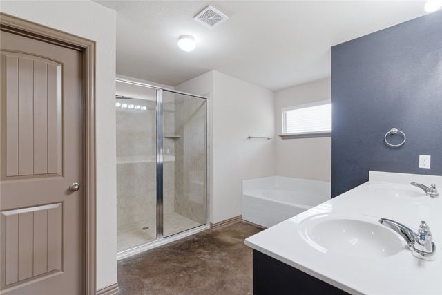108 La Arroya Drive, Weatherford, TX 76088