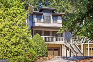 1085 Davis Circle NW R, Atlanta, GA 30318