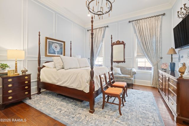 300 Edgehill Circle, Lafayette, LA 70508
