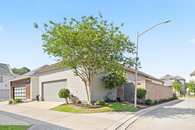 300 Edgehill Circle, Lafayette, LA 70508