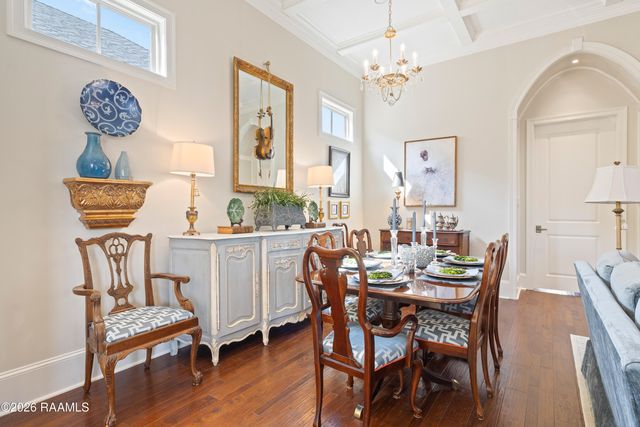 300 Edgehill Circle, Lafayette, LA 70508