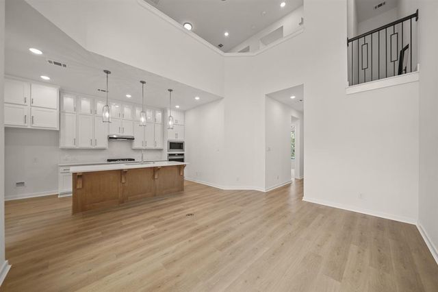 332 Fields Lane, Montgomery, TX 77316