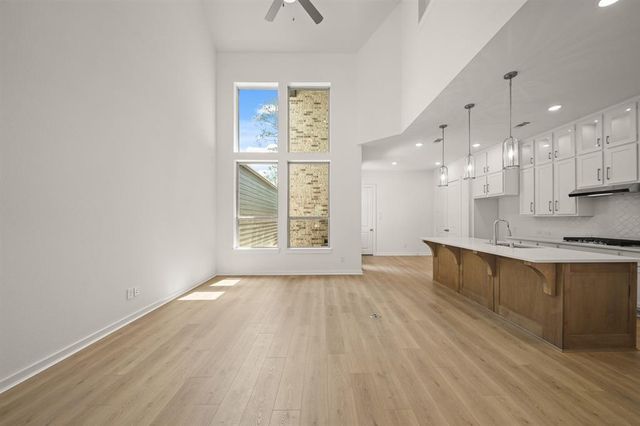 332 Fields Lane, Montgomery, TX 77316