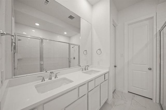 332 Fields Lane, Montgomery, TX 77316