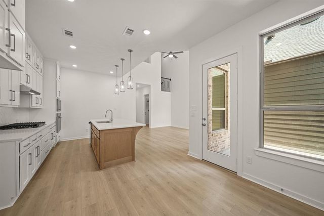 332 Fields Lane, Montgomery, TX 77316