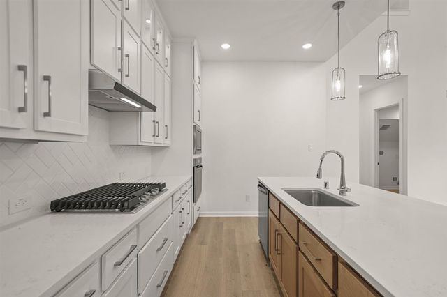 332 Fields Lane, Montgomery, TX 77316