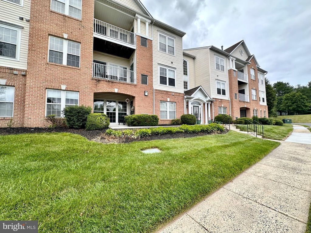 Image 2 of property listing at 105-K SUNSHINE CT #K, Forest Hill, MD 21050