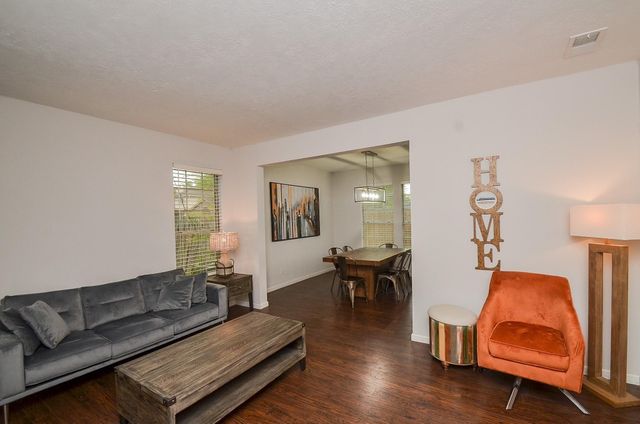 1903 Tall Gum Drive, Fresno, TX 77545