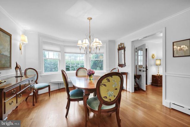 1323 QUARRY LN, Lancaster, PA 17603