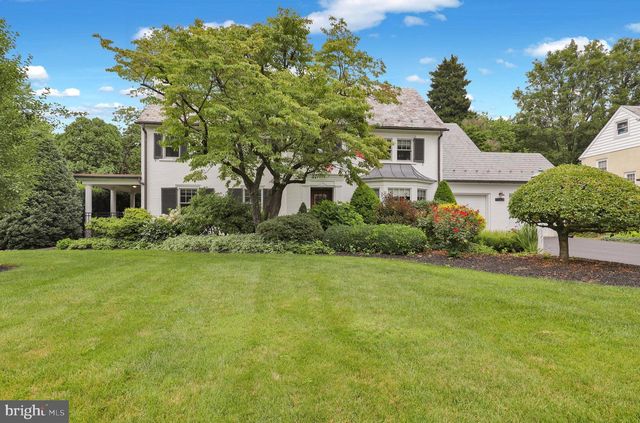 1323 QUARRY LN, Lancaster, PA 17603