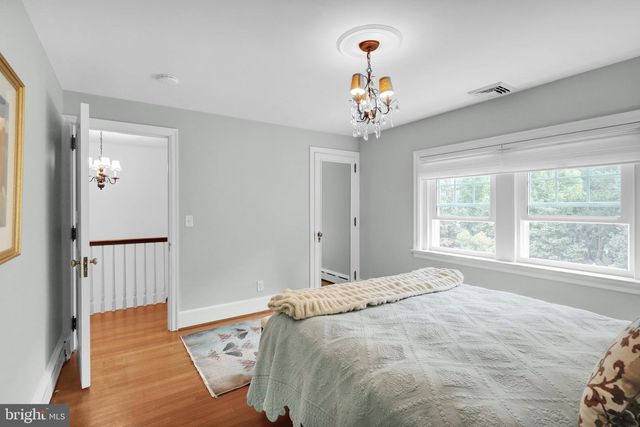 1323 QUARRY LN, Lancaster, PA 17603