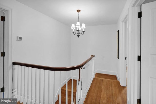 1323 QUARRY LN, Lancaster, PA 17603