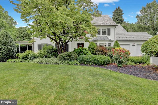 1323 QUARRY LN, Lancaster, PA 17603