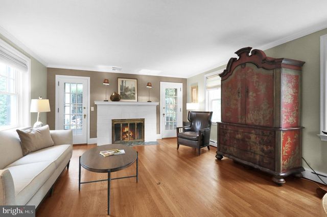 1323 QUARRY LN, Lancaster, PA 17603