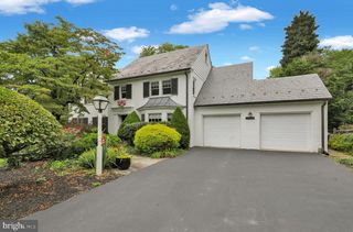 1323 QUARRY LN, Lancaster, PA 17603