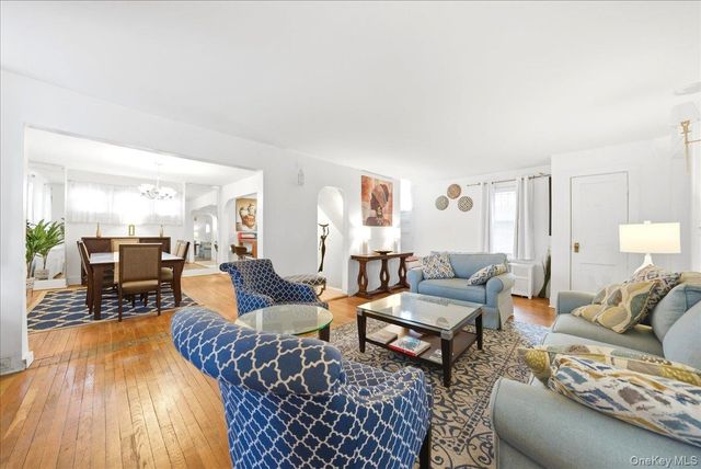 421 Dunham Avenue, Mount Vernon, NY 10553