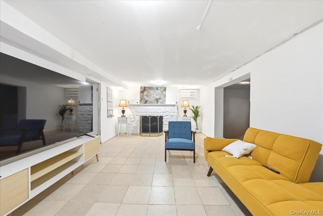 421 Dunham Avenue, Mount Vernon, NY 10553