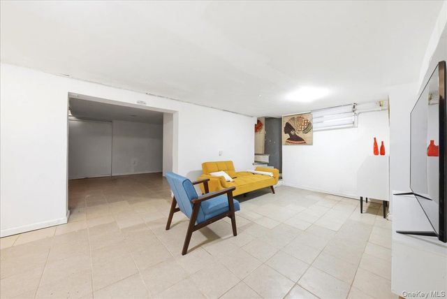 421 Dunham Avenue, Mount Vernon, NY 10553