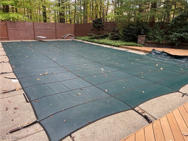 70 Crown Point, Geneva, OH 44041