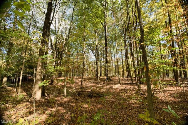 70 Crown Point, Geneva, OH 44041