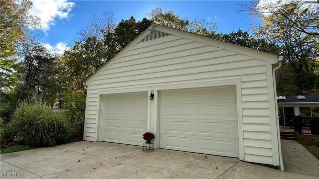 70 Crown Point, Geneva, OH 44041