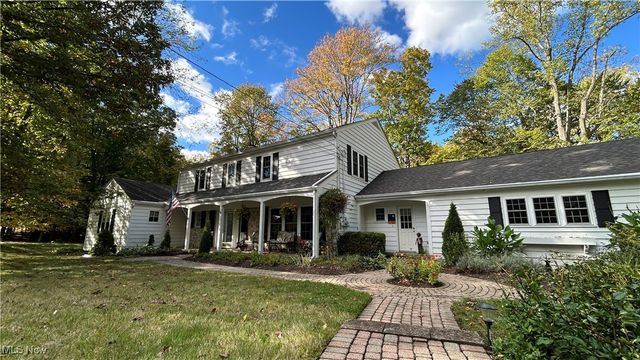 70 Crown Point, Geneva, OH 44041