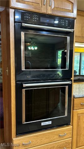 70 Crown Point, Geneva, OH 44041