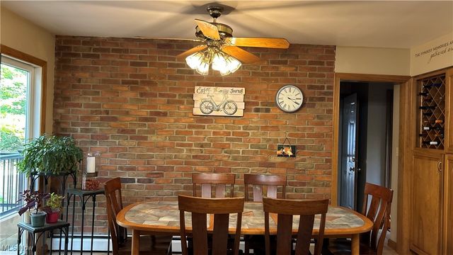 70 Crown Point, Geneva, OH 44041